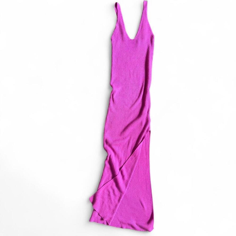 PRETTYLITTLETHING Magenta Ribbed Knit Maxi Dress – Size S